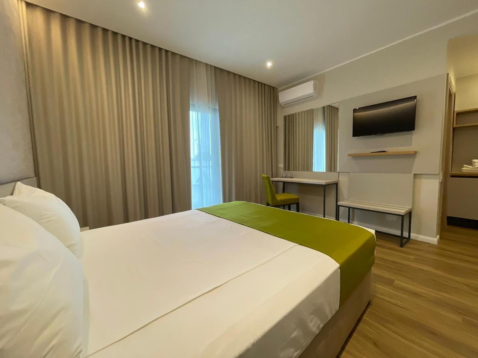 Hotel Rhodos 3*